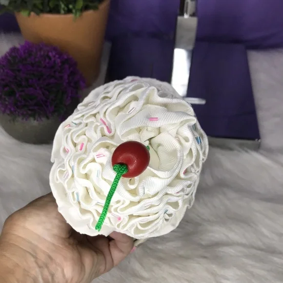 Betsey Johnson Ice Cream Cone Wristlet - Picture 3 of 9